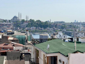 2Br, 2Ba, 4th Floor of Historical Building ,Galata